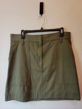NWT Banana Republic Women’s Olive Green Utility Mini Skirt